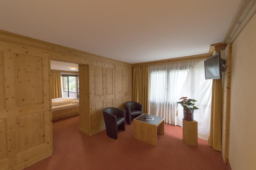 Hotel Palue Pontresina Luaran gambar