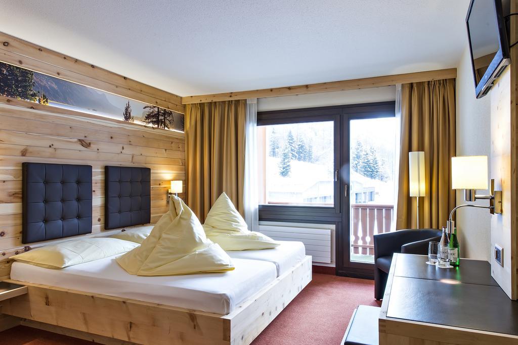 Hotel Palue Pontresina Bilik gambar